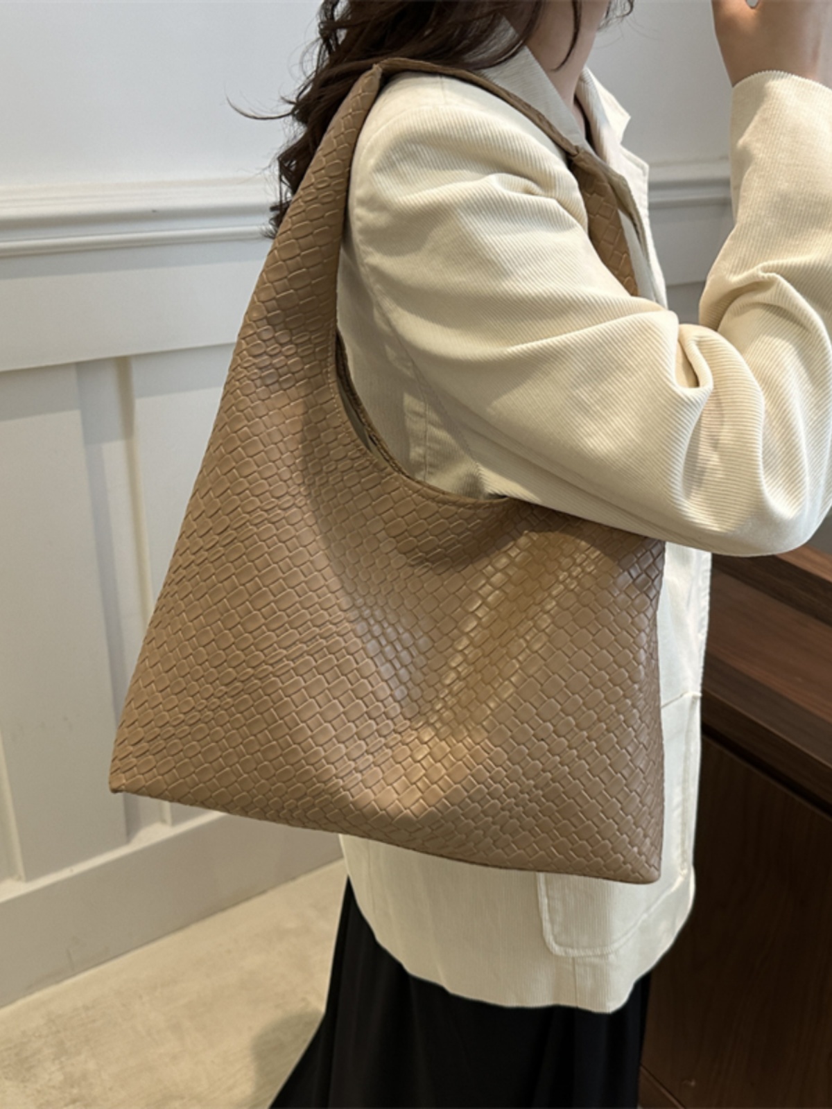 トレンディな通勤用織りトートバッグ レディース 大容量 シン - Women'S Young Bags のレビューと価格