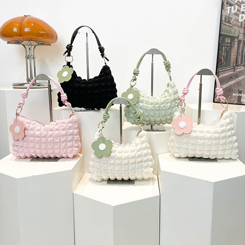 女性の新しいハンドバッグ韓国無地ドーパミンファッショナブルな - Women Bags On Sale のレビューと価格
